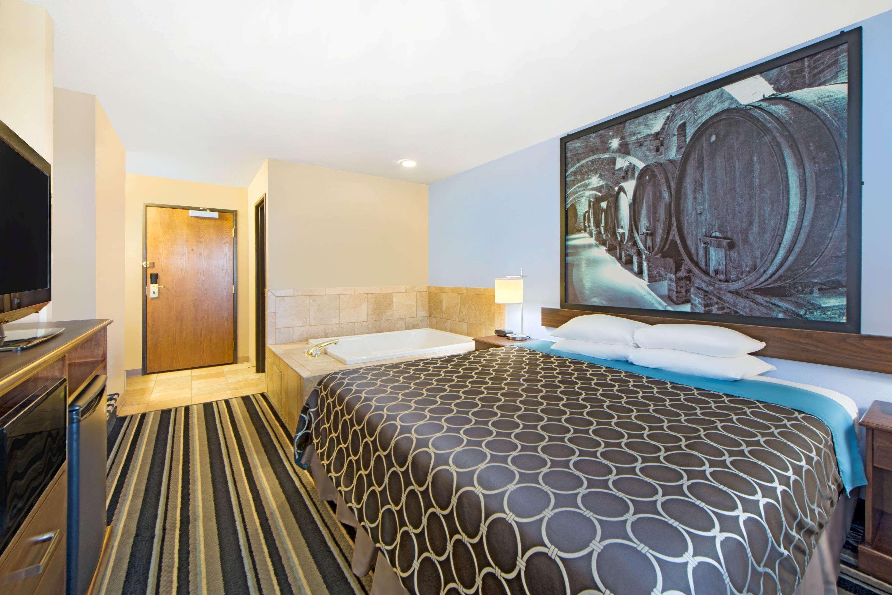 Super 8 By Wyndham Fairfield Hotel Bagian luar foto