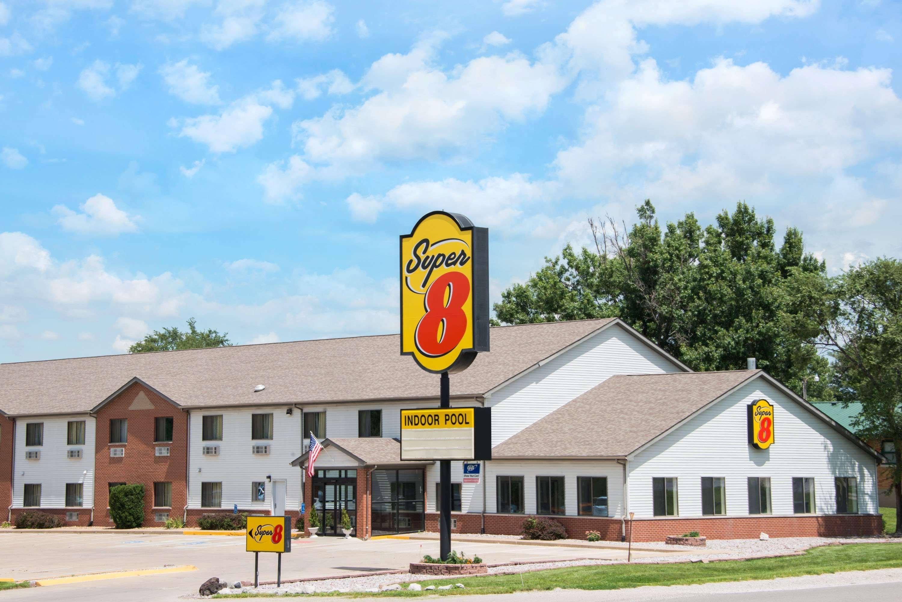 Super 8 By Wyndham Fairfield Hotel Bagian luar foto